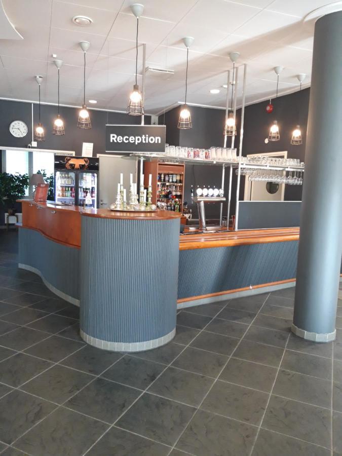 Hotelli Kaustinen Exterior foto